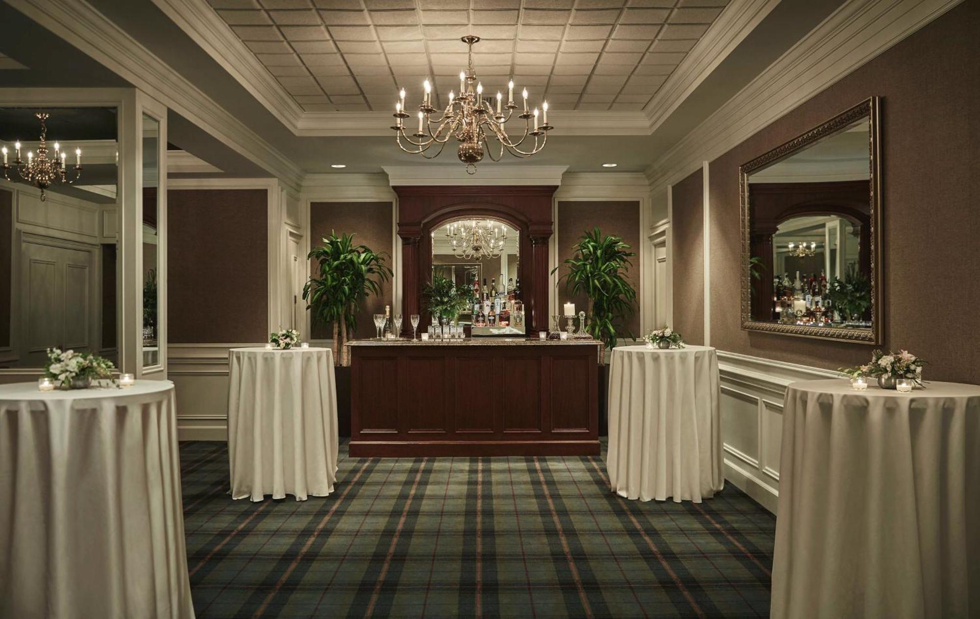 Graduate By Hilton Ann Arbor Hotel Екстериор снимка